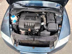 Grau Gebraucht 2005 Skoda Octavia Classic Kombi | 2.500 € (Guter Preis)