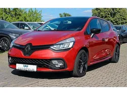 Rot Gebraucht 2018 Renault Clio IV R.S. Kleinwagen | 16.900 € (Fairer Preis)