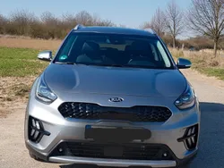 Silber Gebraucht 2020 Kia Niro Spirit SUV | 19.700 € (Fairer Preis)