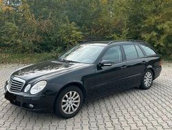 Schwarz Gebraucht 2006 Mercedes E200 Classic Kombi | 3.000 € (Superpreis)
