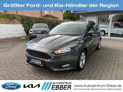 Grau Gebraucht 2016 Ford Focus Cool & Connect Kombi | 10.479 € (Fairer Preis)