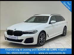 Alpinweiss iii Gebraucht 2022 BMW 520 M Sport Kombi | 29.890 € (Fairer Preis)