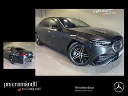 Grau Gebraucht 2023 Mercedes E220 Premium Limousine | 73.900 €