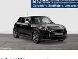 Schwarz Gebraucht 2022 Mini Cooper SE Classic Kleinwagen | 18.970 € (Fairer Preis)