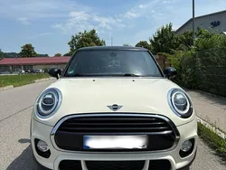 Weiß Gebraucht 2018 Mini Cooper Kleinwagen | 17.499 €