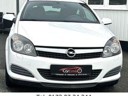 Schneeweiss/olympic/summit whi Gebraucht 2009 Opel Astra GTC Selection Coupé | 3.799 € (Fairer Preis)