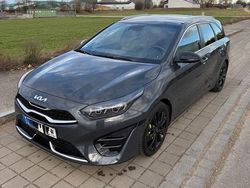 Grau Gebraucht 2023 Kia Ceed Sportswagon GT-Line Kombi | 27.500 € (Teuer)