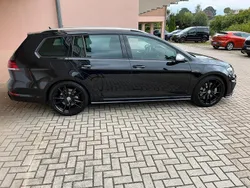 Schwarz Gebraucht 2020 VW Golf VII R Kombi | 30.990 € (Teuer)
