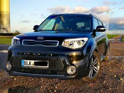 Schwarz Gebraucht 2016 Kia Soul Spirit SUV | 9.990 € (Fairer Preis)
