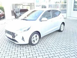 Silber Gebraucht 2021 Hyundai i10 Edition 30 Kleinwagen | 12.999 € (Fairer Preis)