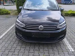 Schwarz Gebraucht 2017 VW Touran Van / Kleinbus | 18.000 € (Guter Preis)