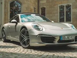 Silber Gebraucht 2012 Porsche 911 Carrera Coupé | 62.991 € (Teuer)
