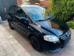 Schwarz Gebraucht 2005 VW Fox Kleinwagen | 1.600 € (Fairer Preis)
