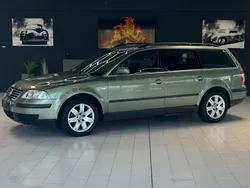 Grün Gebraucht 2003 VW Passat Kombi | 799 € (Superpreis)