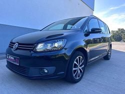 Schwarz Gebraucht 2014 VW Touran Trendline Van / Kleinbus | 8.500 € (Guter Preis)