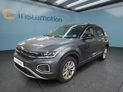 Grau Gebraucht 2024 VW T-Roc SUV | 29.349 € (Fairer Preis)