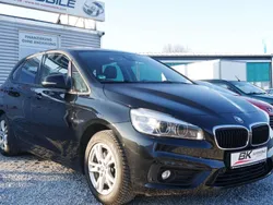Schwarz ii Gebraucht 2015 BMW 218 Sport Line Van / Kleinbus | 12.990 € (Fairer Preis)