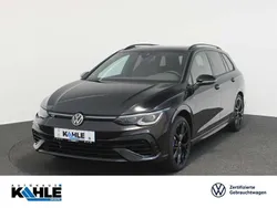 Grenadillschwarz Gebraucht 2024 VW Golf VIII R Kombi | 42.390 € (Fairer Preis)