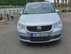 Silber Gebraucht 2009 VW Touran Van / Kleinbus | 2.450 € (Superpreis)