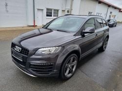 Grau Gebraucht 2014 Audi Q7 Ambiente SUV | 15.990 € (Guter Preis)