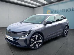 Grau Gebraucht 2023 Renault Mégane Limousine | 28.799 € (Fairer Preis)