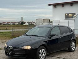 Schwarz Gebraucht 2010 Alfa Romeo 147 Kleinwagen | 1.350 € (Guter Preis)