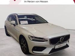 Crystal weißperleffekt Gebraucht 2023 Volvo V60 Core Kombi | 26.390 € (Guter Preis)