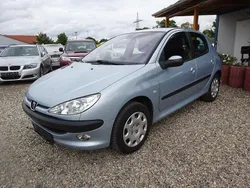 Grau Gebraucht 2004 Peugeot 206 Premium Limousine | 1.100 € (Guter Preis)