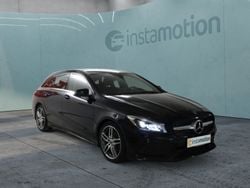 Blau Gebraucht 2018 Mercedes CLA200 Shooting Brake AMG line Kombi | 22.590 € (Etwas zu teuer)