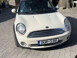 Beige Gebraucht 2010 Mini Cooper Kleinwagen | 5.150 € (Fairer Preis)