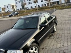 Schwarz Gebraucht 1996 Mercedes C180 Limousine | 3.000 € (Fairer Preis)