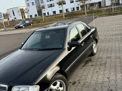 Schwarz Gebraucht 1996 Mercedes C180 Limousine | 2.999 € (Fairer Preis)