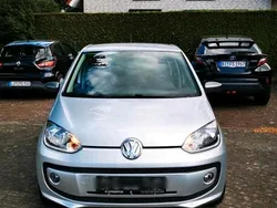 Silber Gebraucht 2013 VW up! Kleinwagen | 5.000 € (Guter Preis)