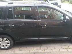 Schwarz Gebraucht 2014 Dacia Logan MCV Kombi | 3.250 €