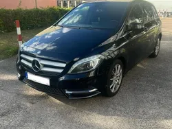 Schwarz Gebraucht 2012 Mercedes B180 Sport Van / Kleinbus | 11.500 € (Teuer)