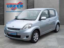 Silber Gebraucht 2010 Daihatsu Sirion Kleinwagen | 4.980 € (Teuer)