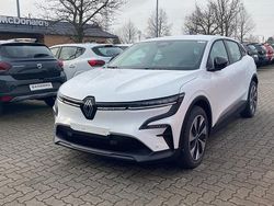 Weiß Gebraucht 2023 Renault Megane E-Tech Evolution Limousine | 26.990 € (Etwas zu teuer)