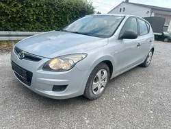 Silber Gebraucht 2010 Hyundai i30 Limousine | 1.600 € (Fairer Preis)
