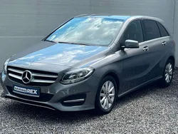 Grau Gebraucht 2016 Mercedes B180 Style Van / Kleinbus | 18.200 € (Fairer Preis)