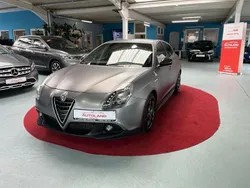 Grau Gebraucht 2015 Alfa Romeo Giulietta Quadrifoglio Verde Kleinwagen | 18.950 € (Teuer)