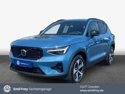 Blau Gebraucht 2024 Volvo XC40 Plus SUV | 35.780 € (Fairer Preis)