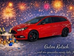 Rot Gebraucht 2015 Ford Focus Sport Limousine | 8.990 € (Guter Preis)