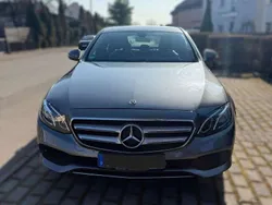 Grau Gebraucht 2018 Mercedes E200 Avantgarde Limousine | 24.900 € (Guter Preis)