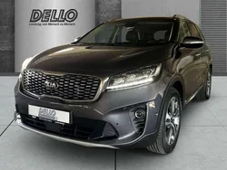 Grau Gebraucht 2019 Kia Sorento Platinum Edition SUV | 25.950 € (Fairer Preis)