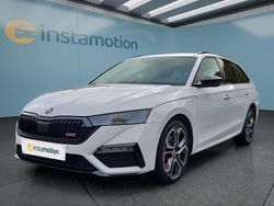 Weiß Gebraucht 2022 Skoda Octavia RS Kombi | 28.149 € (Fairer Preis)