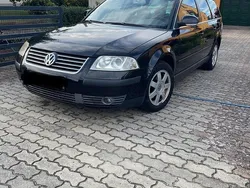 Schwarz Gebraucht 2004 VW Passat Kombi | 1.250 € (Guter Preis)