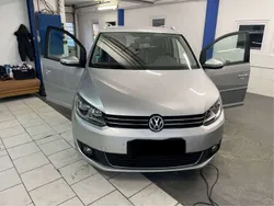 Gebraucht 2014 VW Touran Life Van / Kleinbus | 7.590 € (Guter Preis)