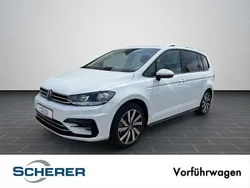 Pure white Gebraucht 2025 VW Touran Move Van / Kleinbus | 41.598 € (Teuer)