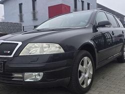 Schwarz Gebraucht 2007 Skoda Octavia Elegance Kombi | 990 € (Superpreis)