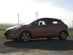 Orange Gebraucht 2015 Hyundai i30 Limousine | 8.500 € (Fairer Preis)